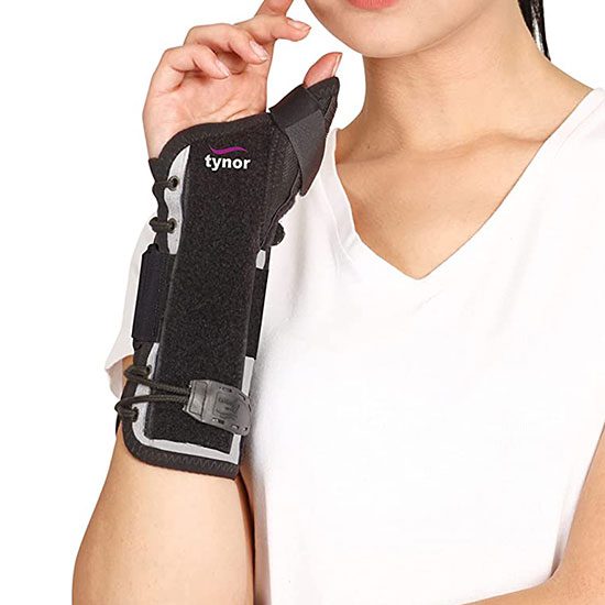 Tynor WRI SPLNT W THUMB-